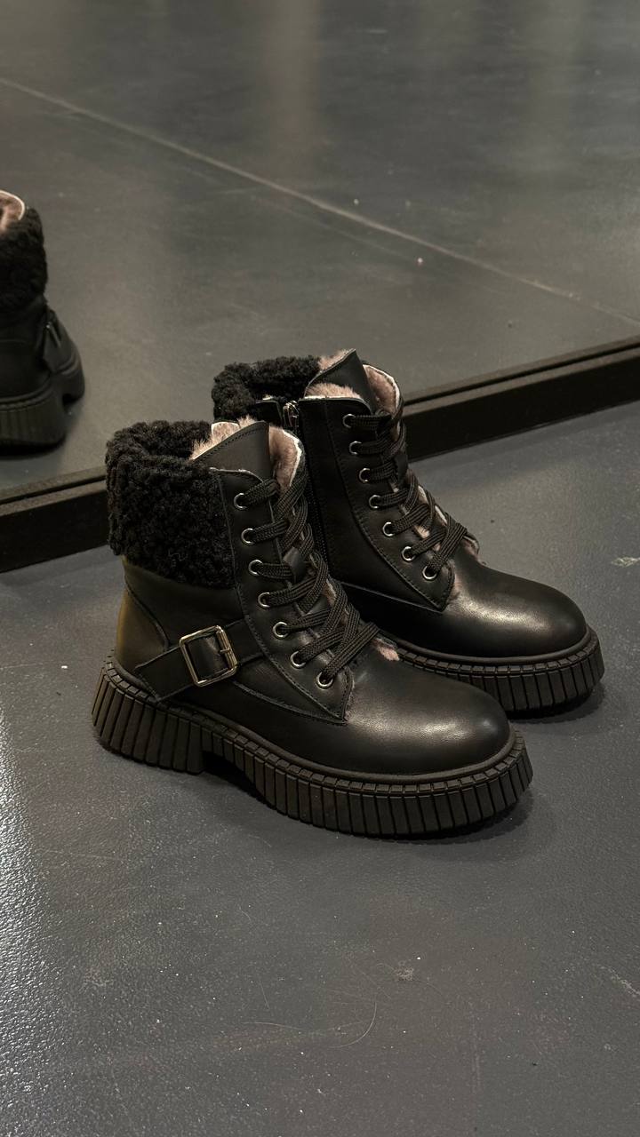 Frosty Winter Black