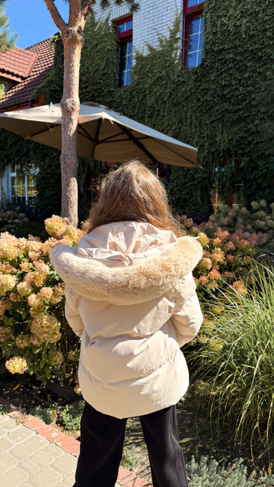 Пуховик Short Beige