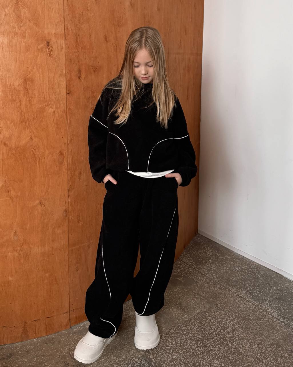 Костюм з кантом Black