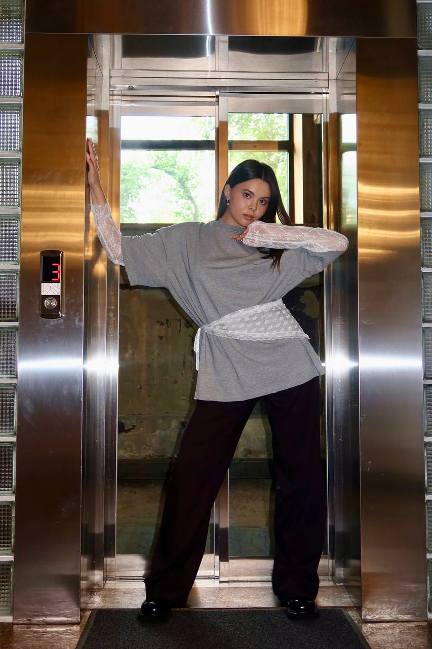 Лонгслів "Laced" Grey