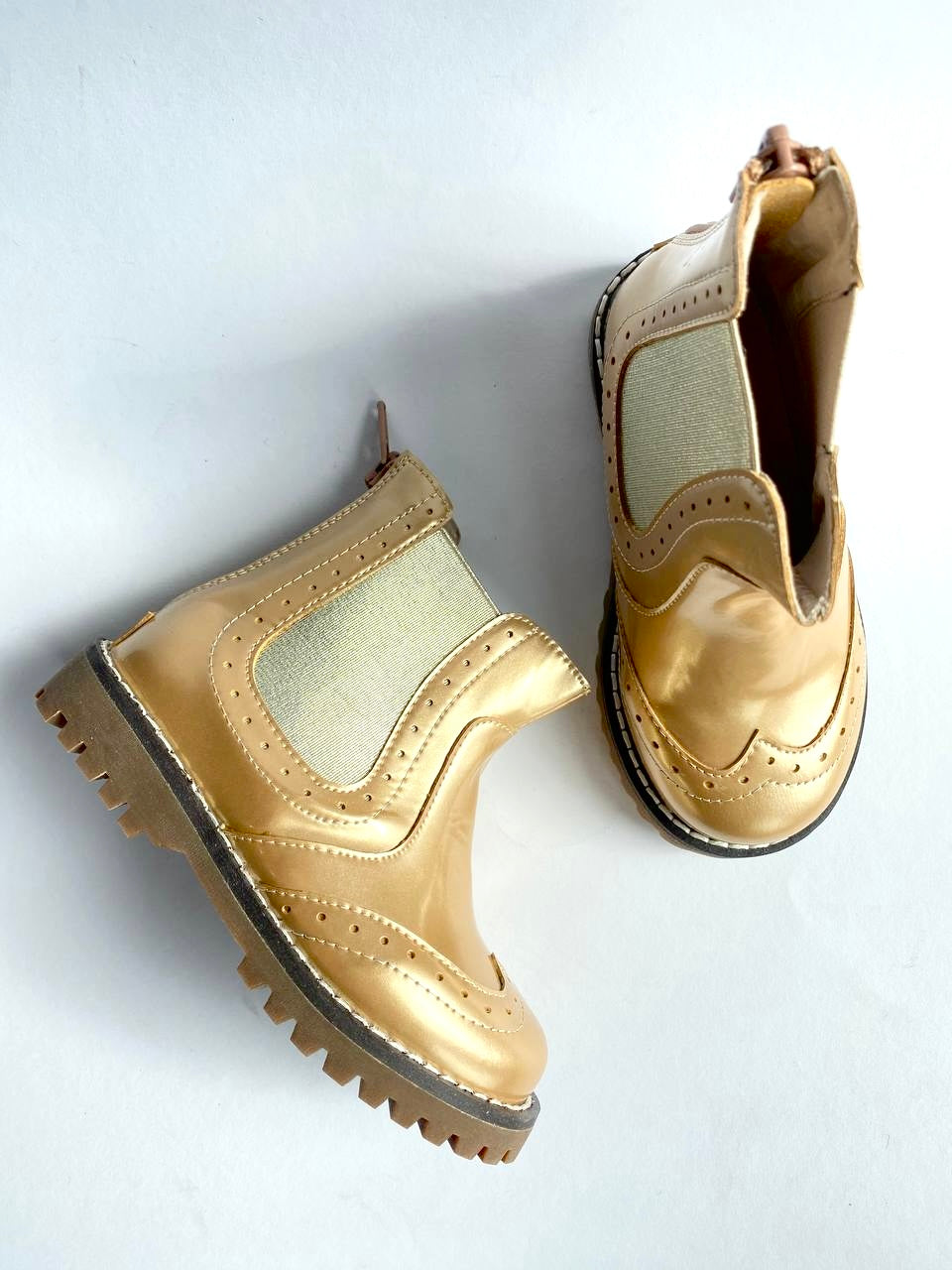 Mini Martens Gold