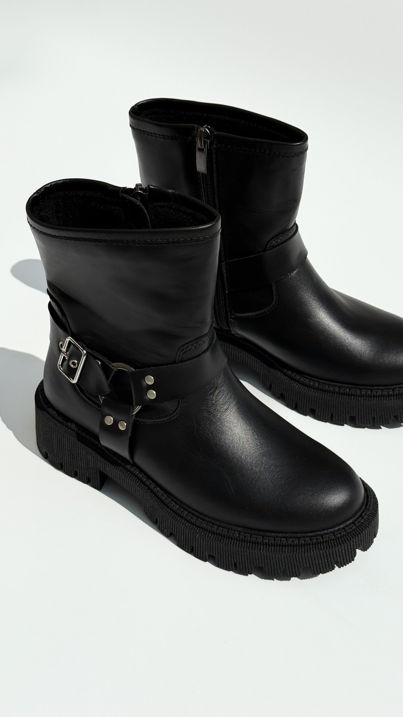 Gavana Black
